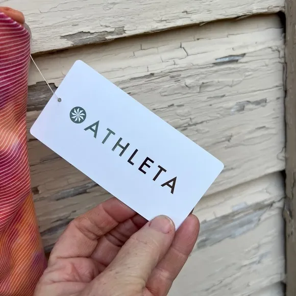 Athleta Conscious Textured Crop D-DD Top Tie Dye Athletic Tank Built in Bra 3X