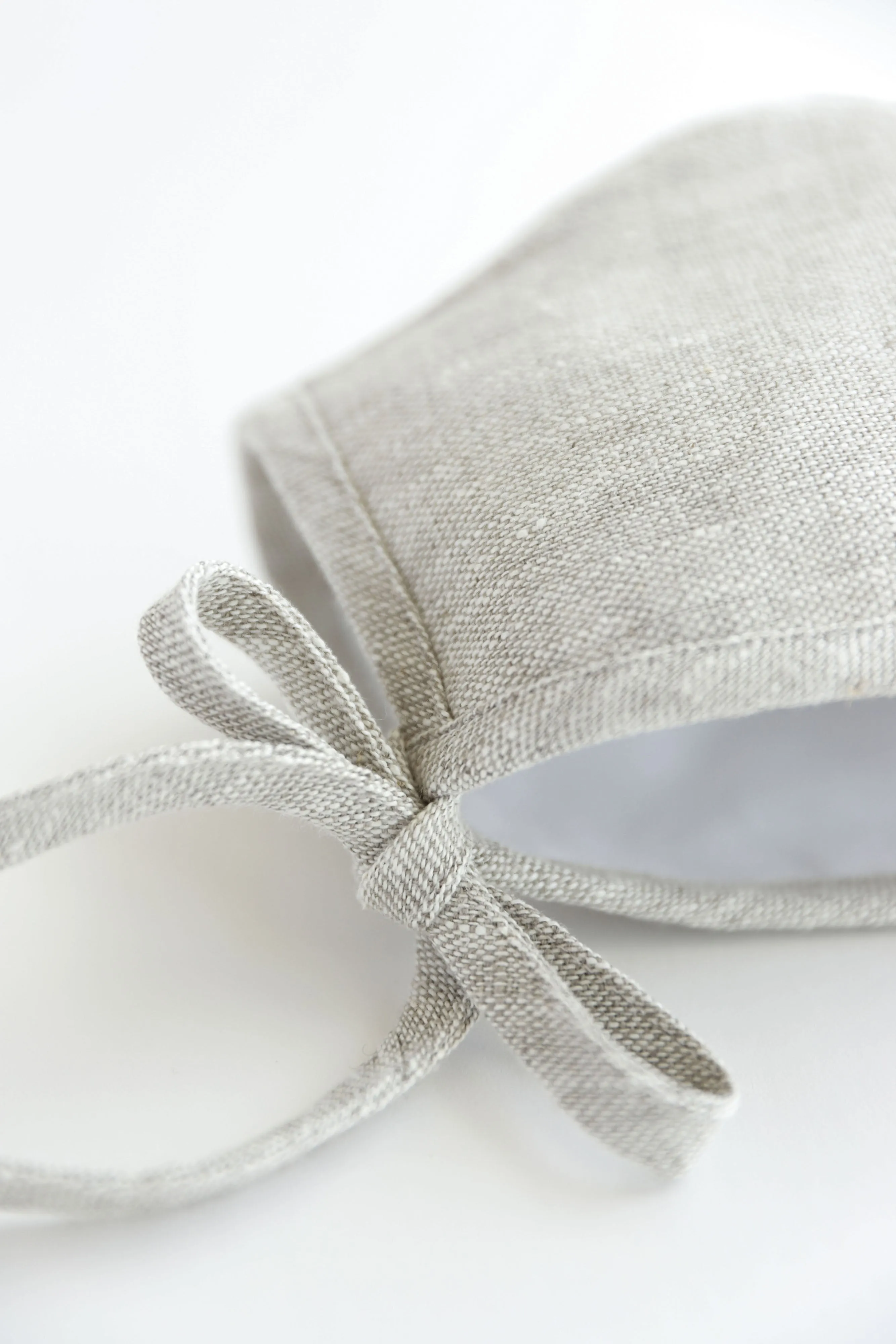 BRIAR BABY SAND LINEN BONNET