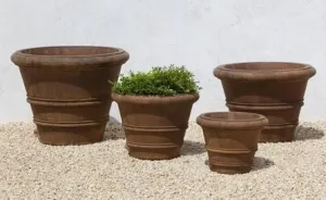 Campania Classic Rolled Rim Planters Small
