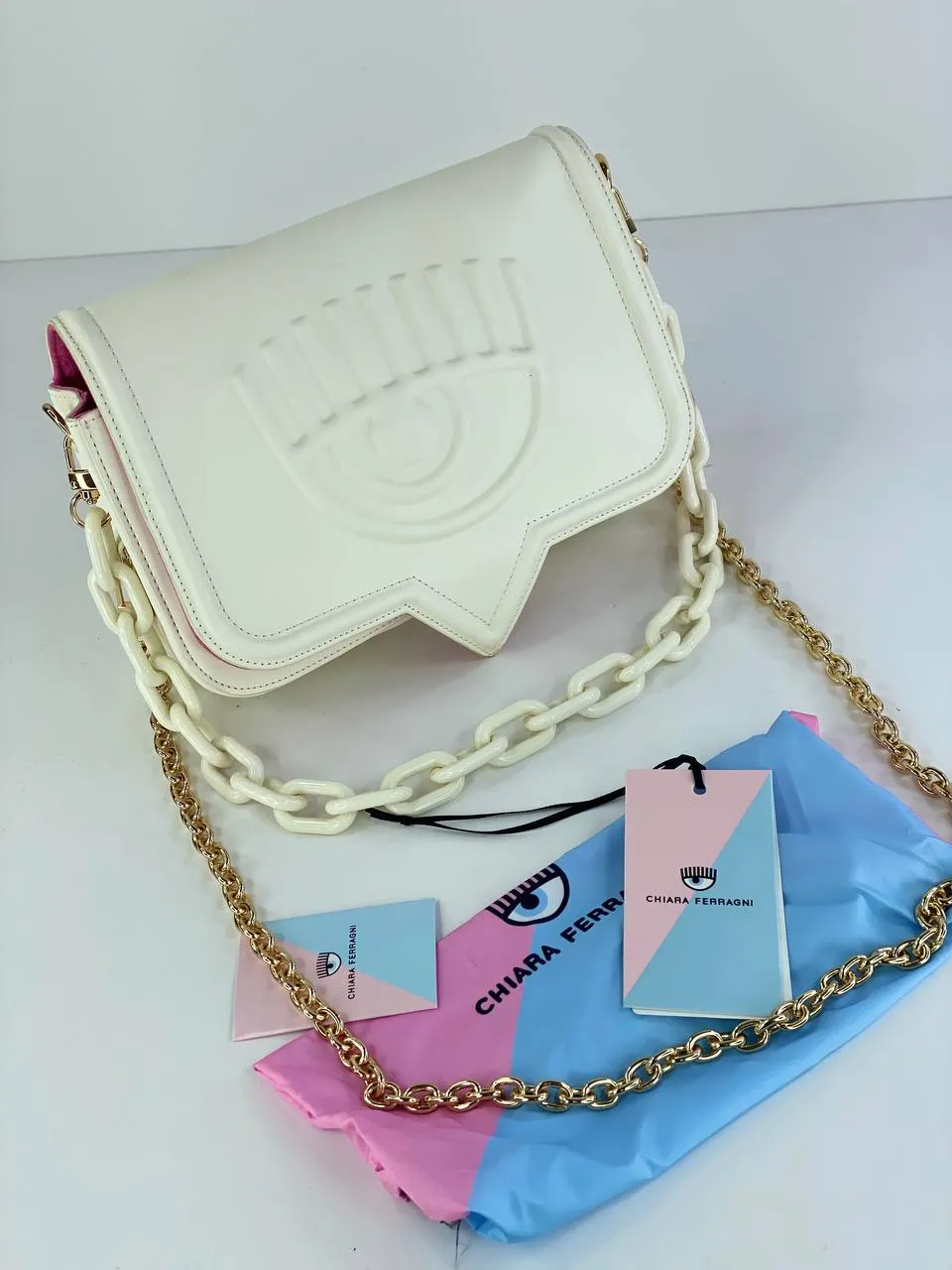 Chiara Ferragni Iconic Eye-Emblem