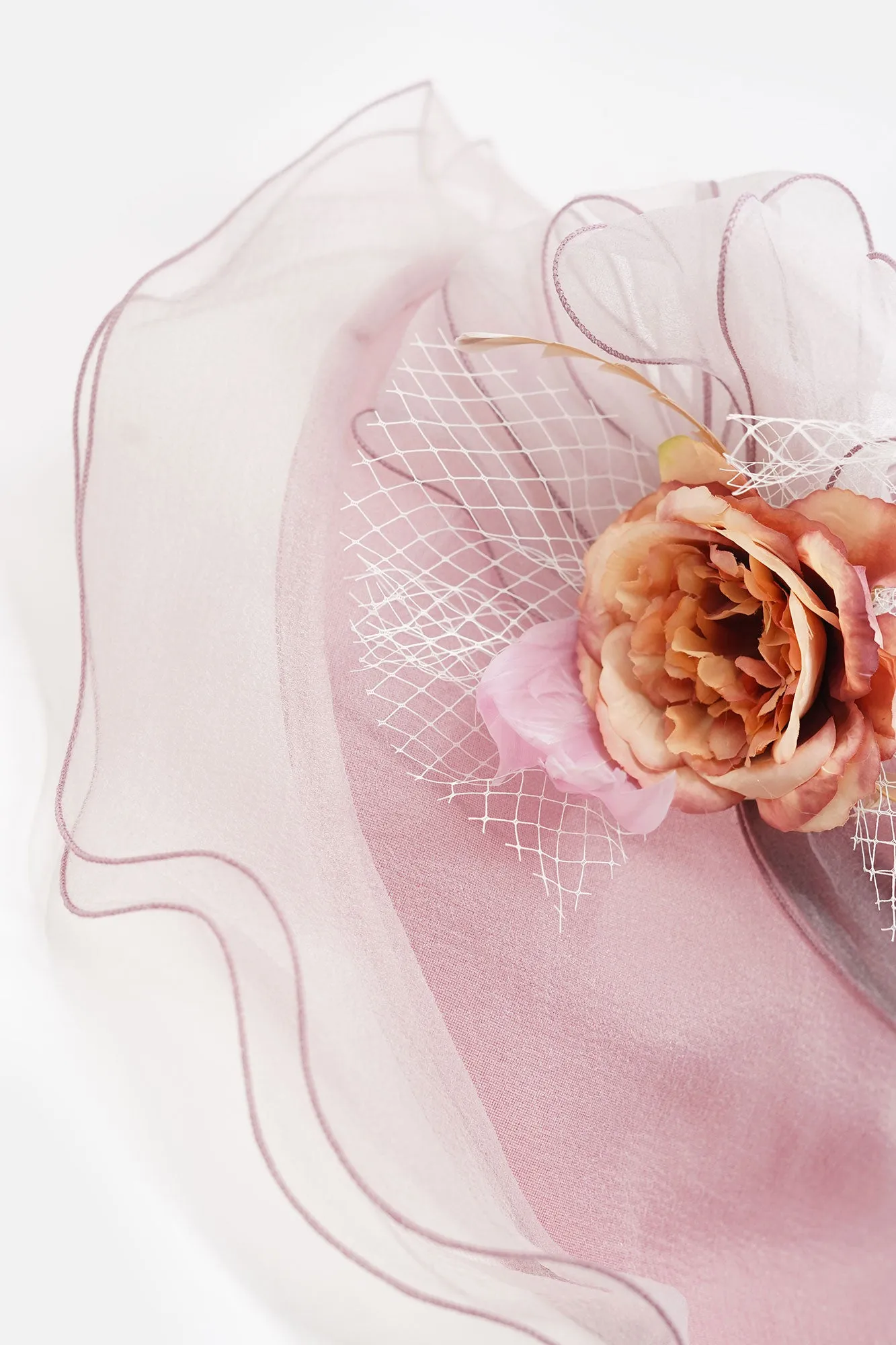 Céline Fascinator
