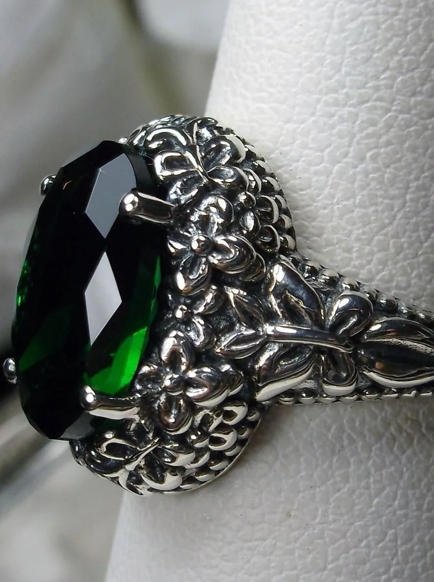 Emerald Butterfly Ring, Oval Green Gemstone, Art Nouveau Vintage Ring, D79
