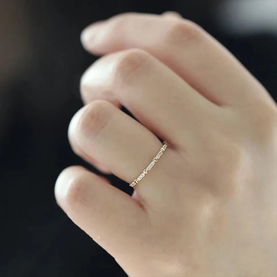 Intermediate Heart Zircon Ring