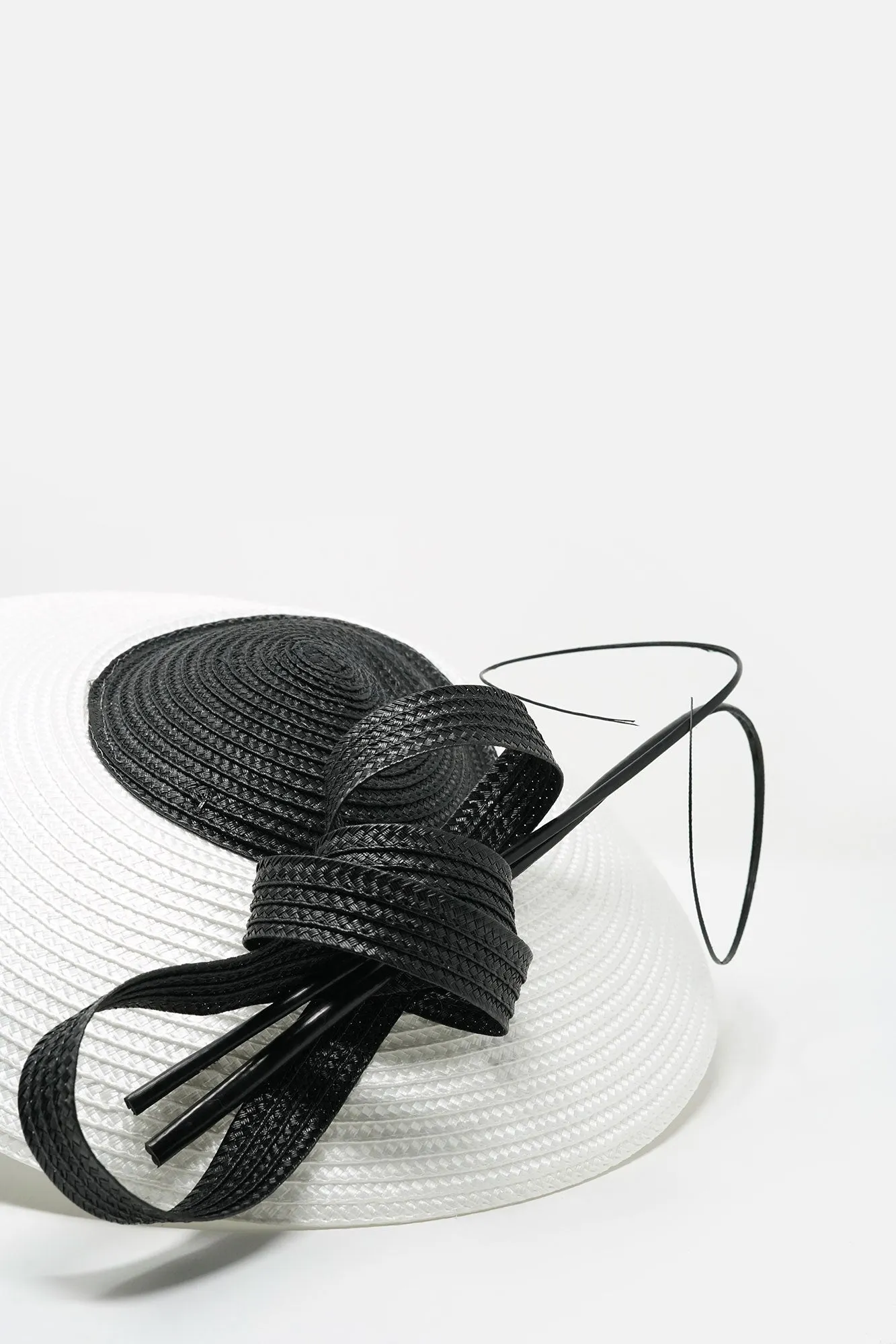 Isabelle Fascinator