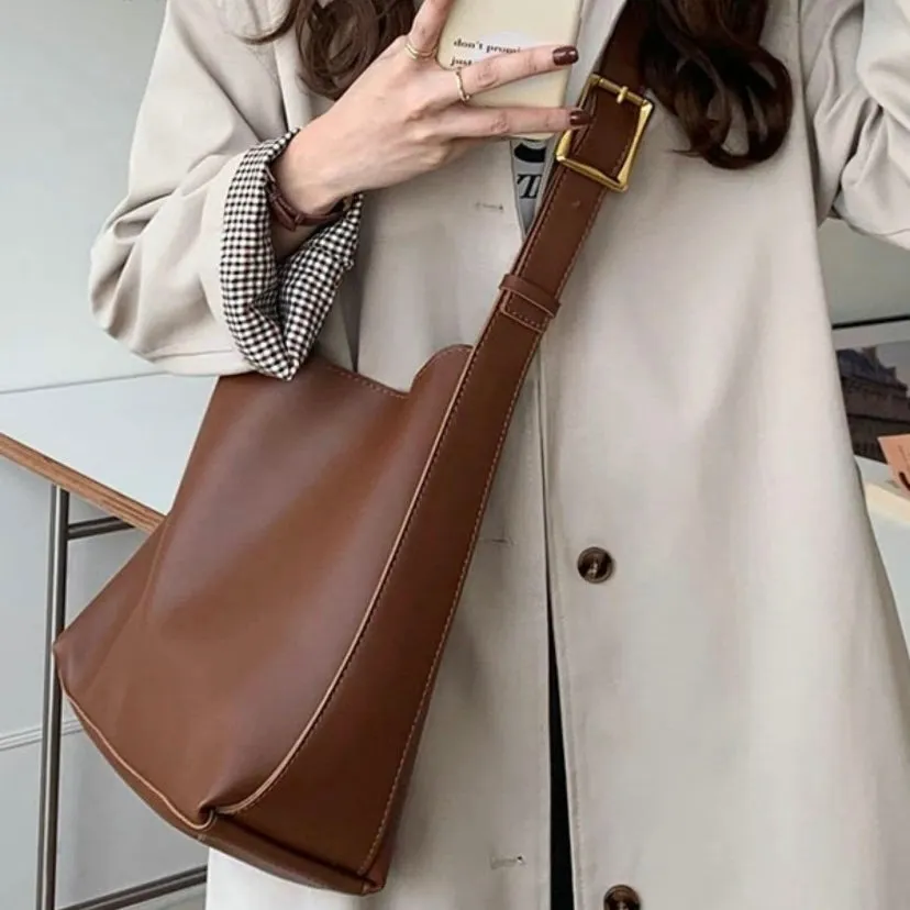 Jules | Classic Bag with Sophisticated Design
