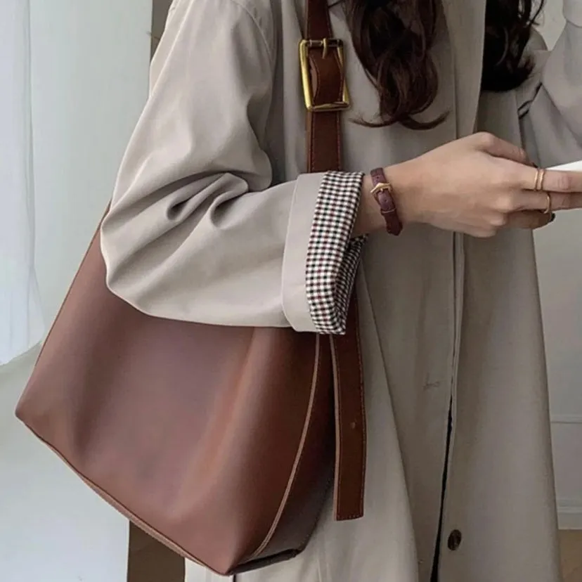 Jules | Classic Bag with Sophisticated Design