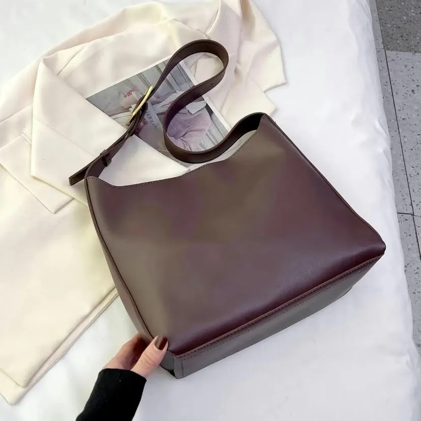 Jules | Classic Bag with Sophisticated Design