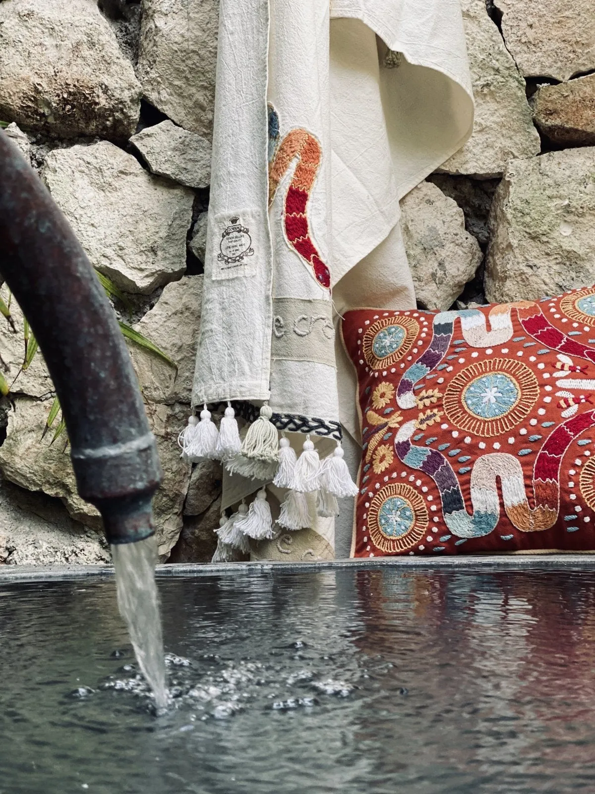 Manta Huichol Serpiente