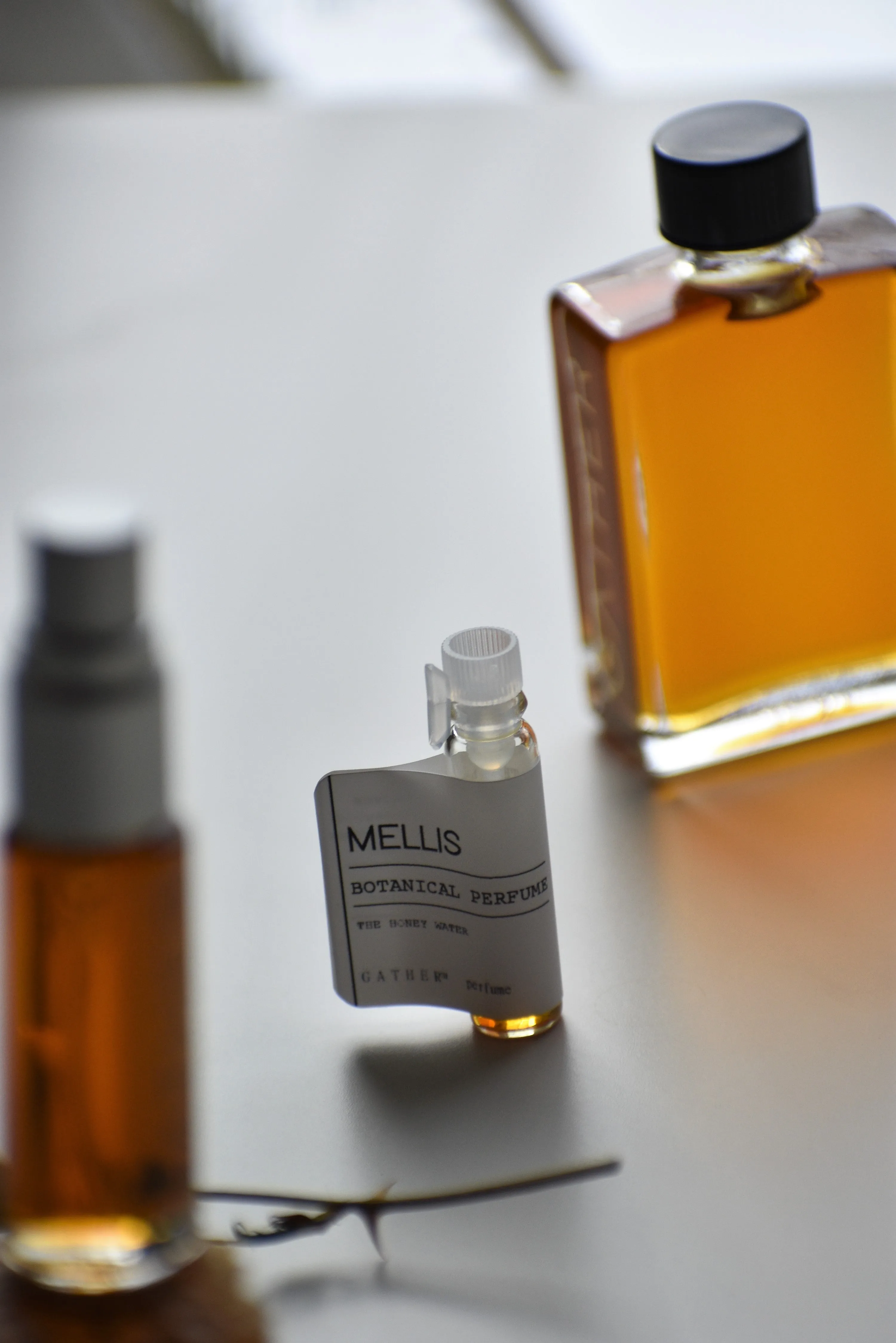 MELLIS - Natural Botanical Perfume - The Honey Water