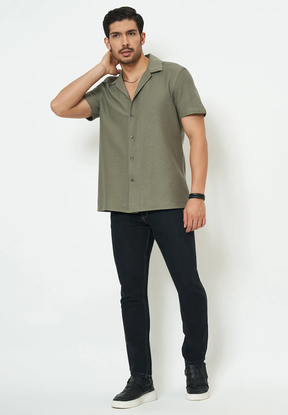 Men Green Solid Casual Shirt