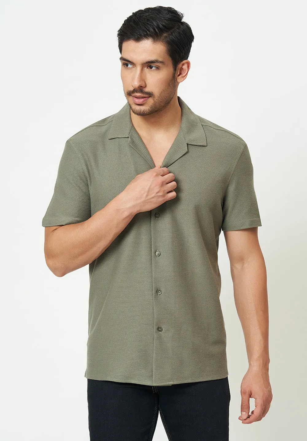 Men Green Solid Casual Shirt