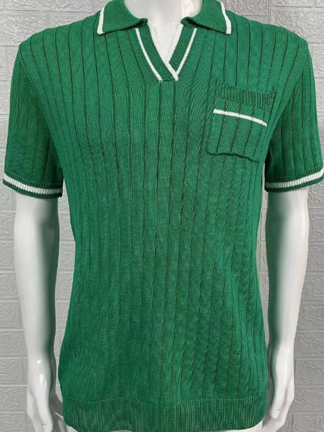 Men’s Contrast Ribbed Knit Polo – Stylish & Comfortable