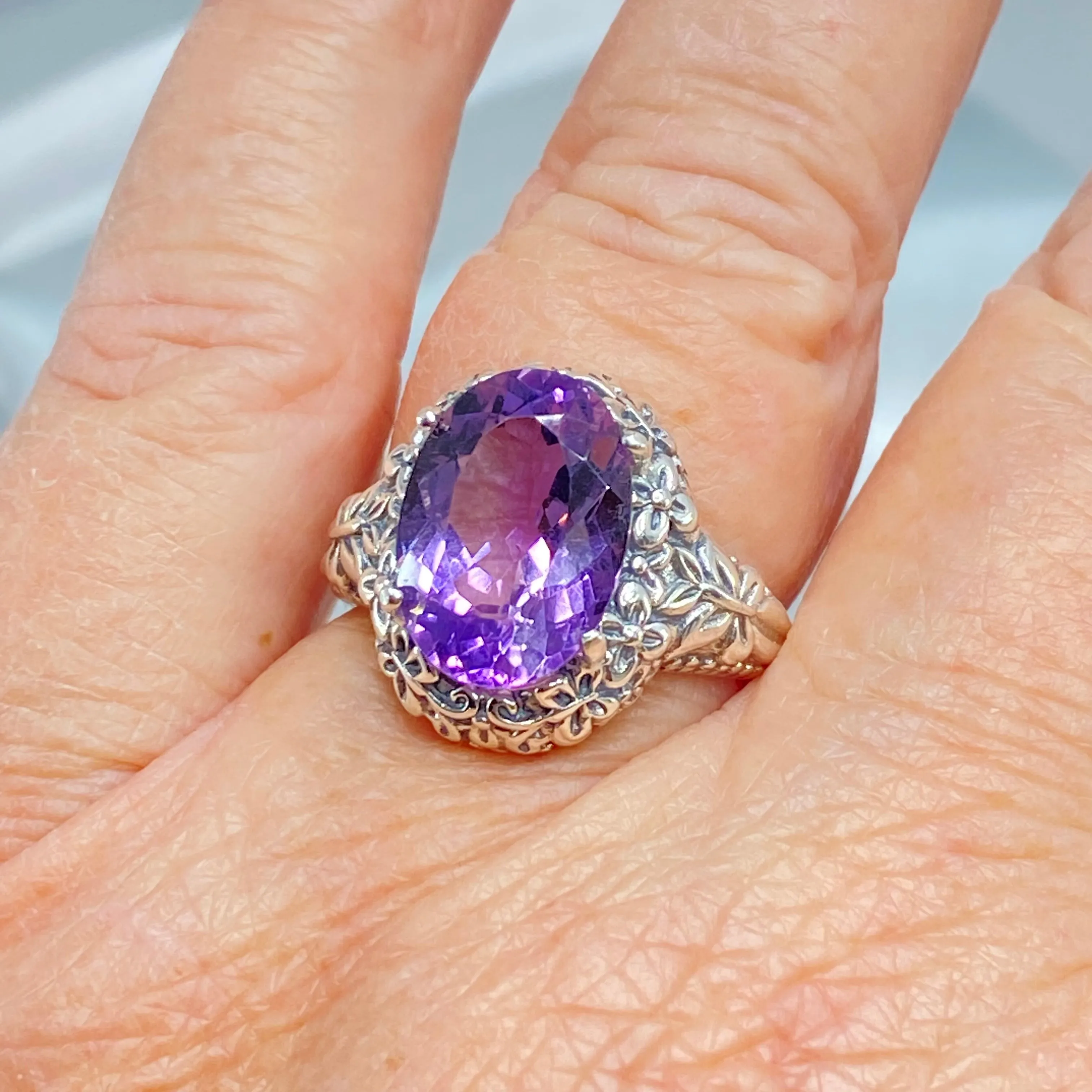 Natural Amethyst Butterfly Ring, Size 9, Oval Gemstone, Art Nouveau Vintage Ring, D79 - Ready to Ship