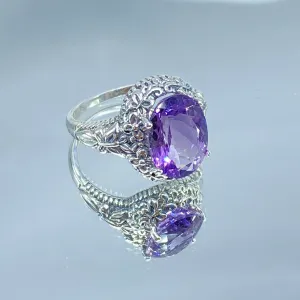 Natural Purple Amethyst Butterfly Ring, Oval Gemstone, Art Nouveau Vintage Ring, D79
