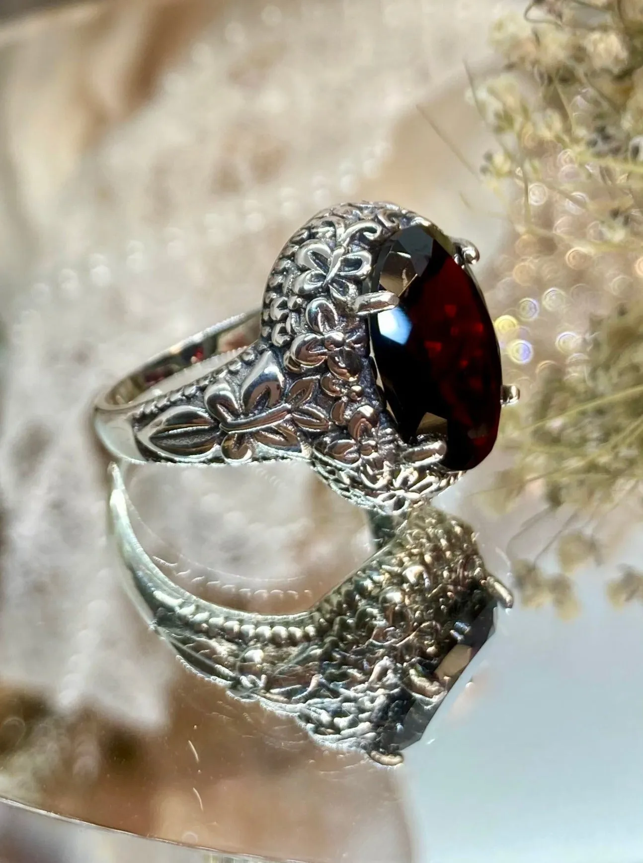Natural Red Garnet Butterfly Ring, Oval Gemstone, Art Nouveau Vintage Ring, D79