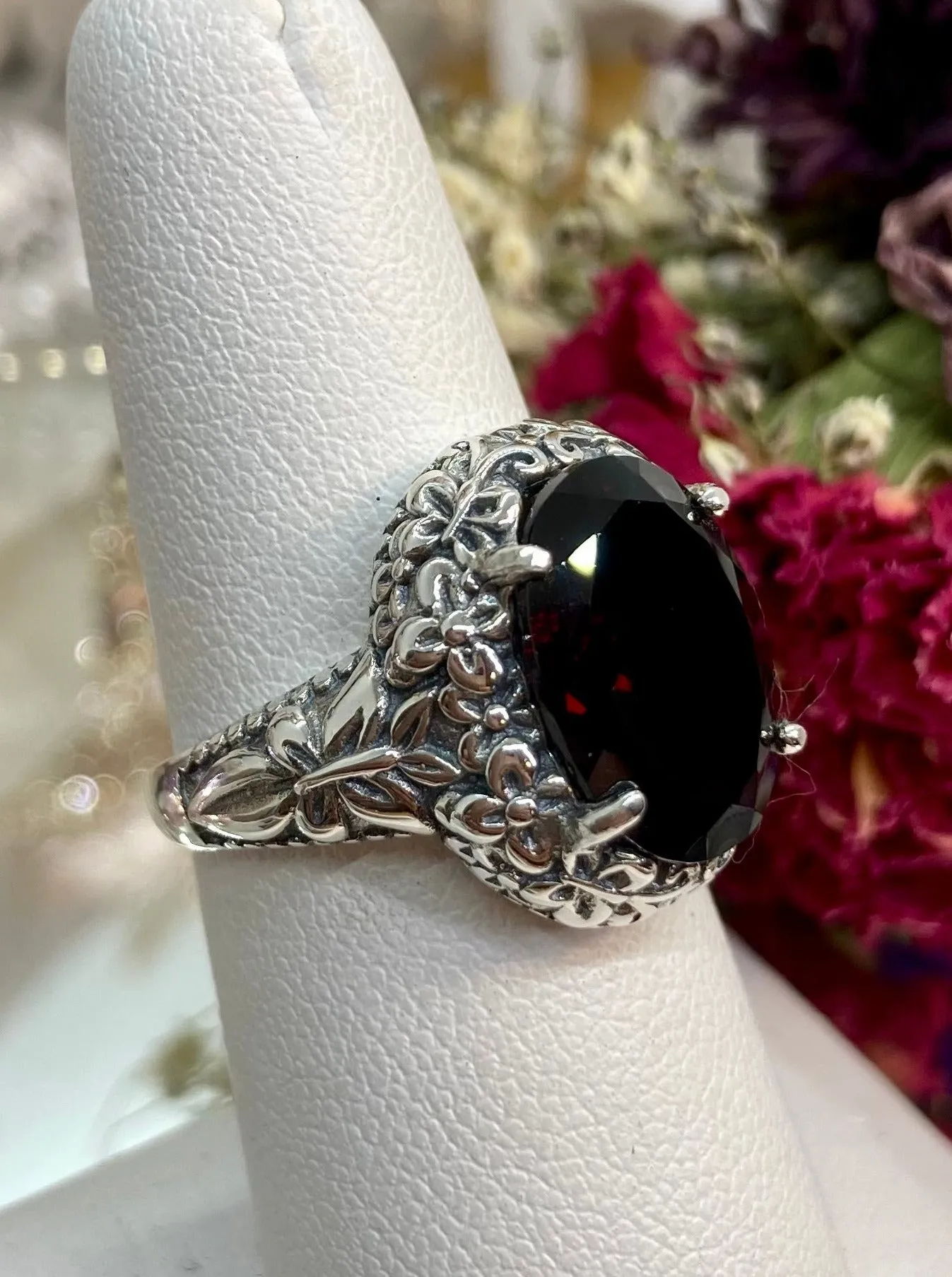 Natural Red Garnet Butterfly Ring, Oval Gemstone, Art Nouveau Vintage Ring, D79