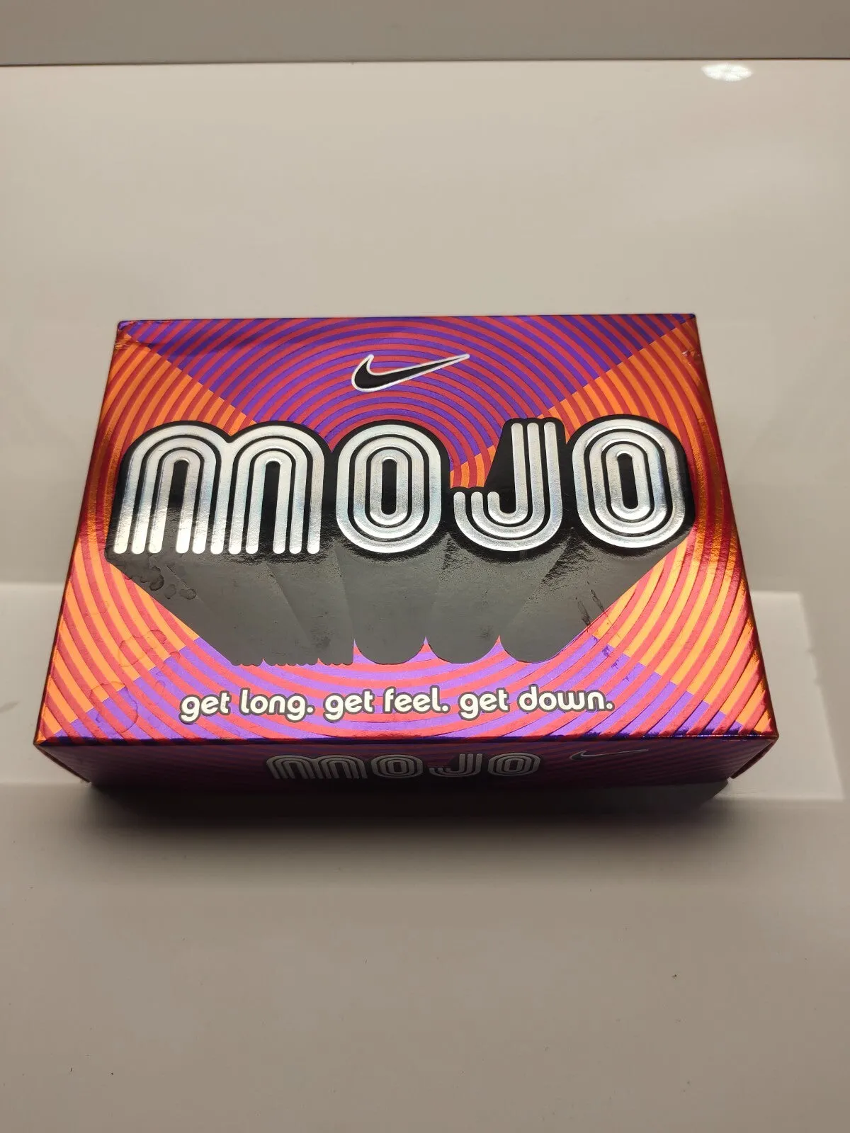 Nike Mojo Golf Balls Dozen All Karma Magma White