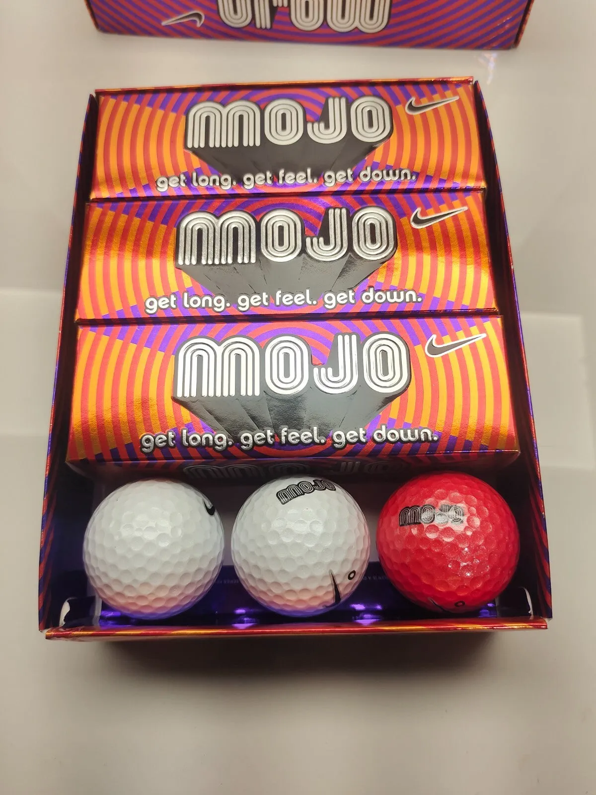 Nike Mojo Golf Balls Dozen All Karma Magma White