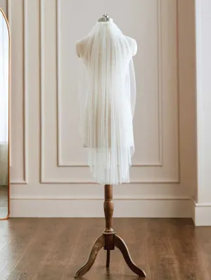 Short Fingertip Pearl Accented Wedding Veil VG3049