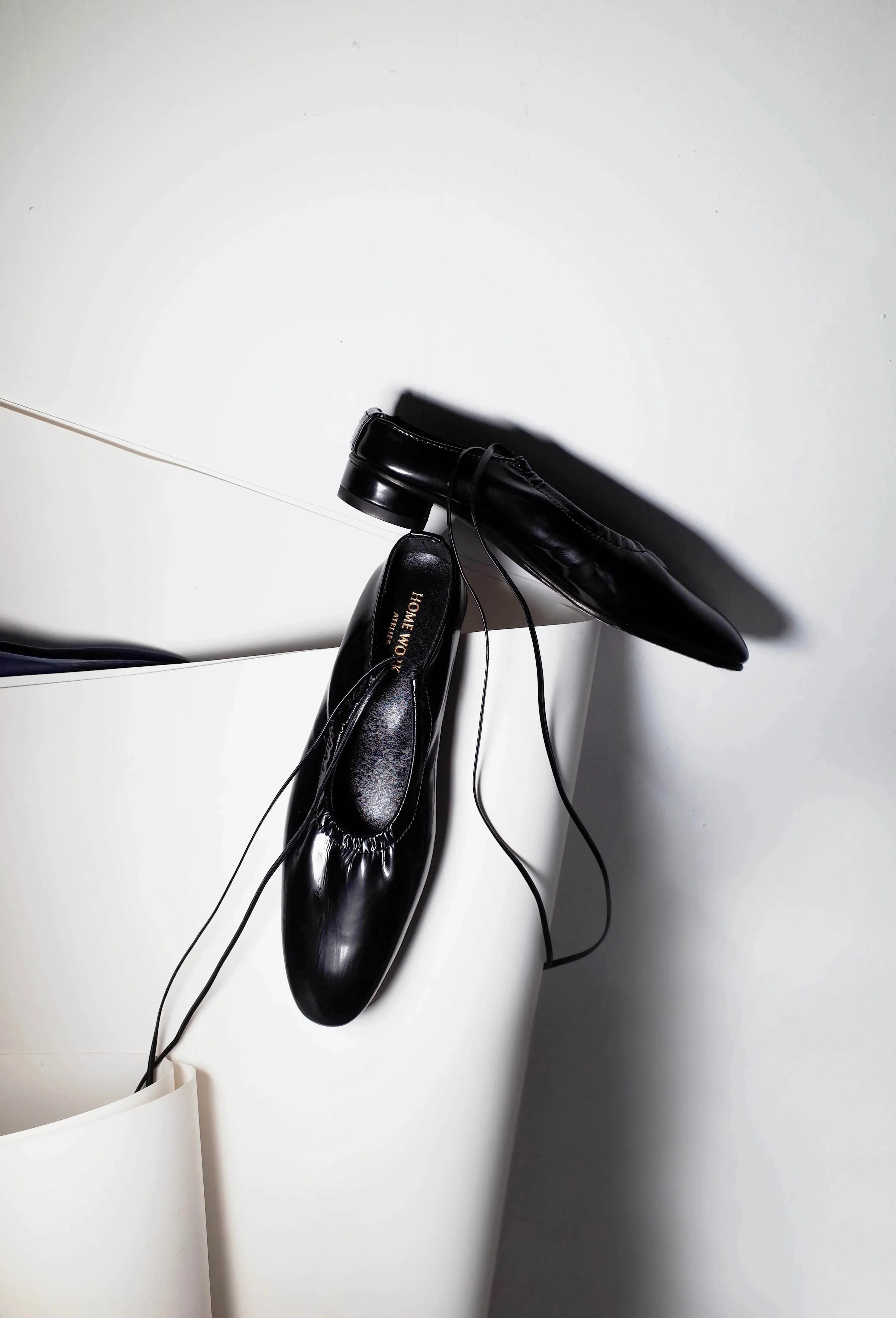 Sophisticated Glossy Ballet Flats