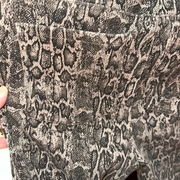 SPANX Snake Print Jeggings