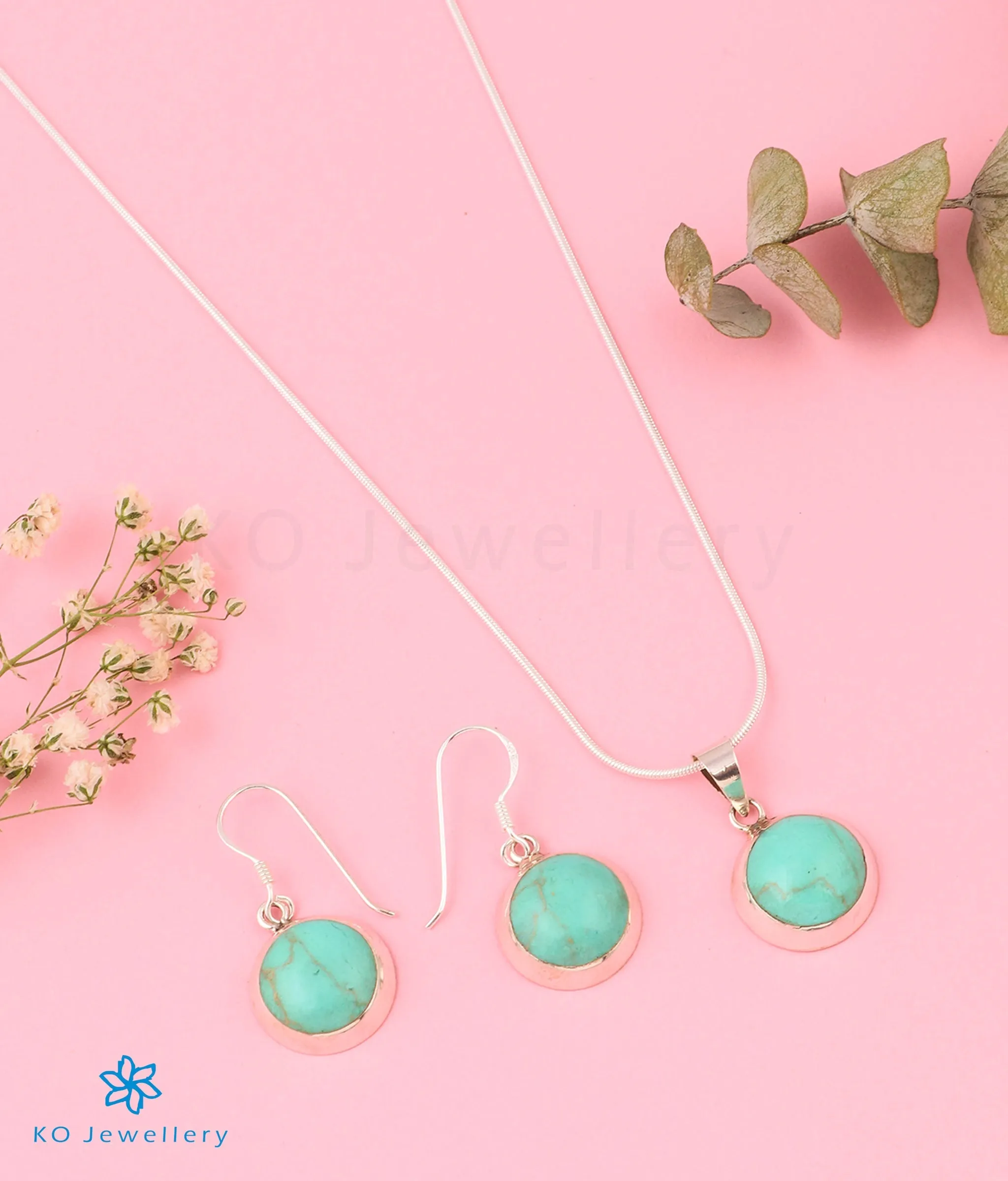 The Whimsy Blue Silver Pendant Set