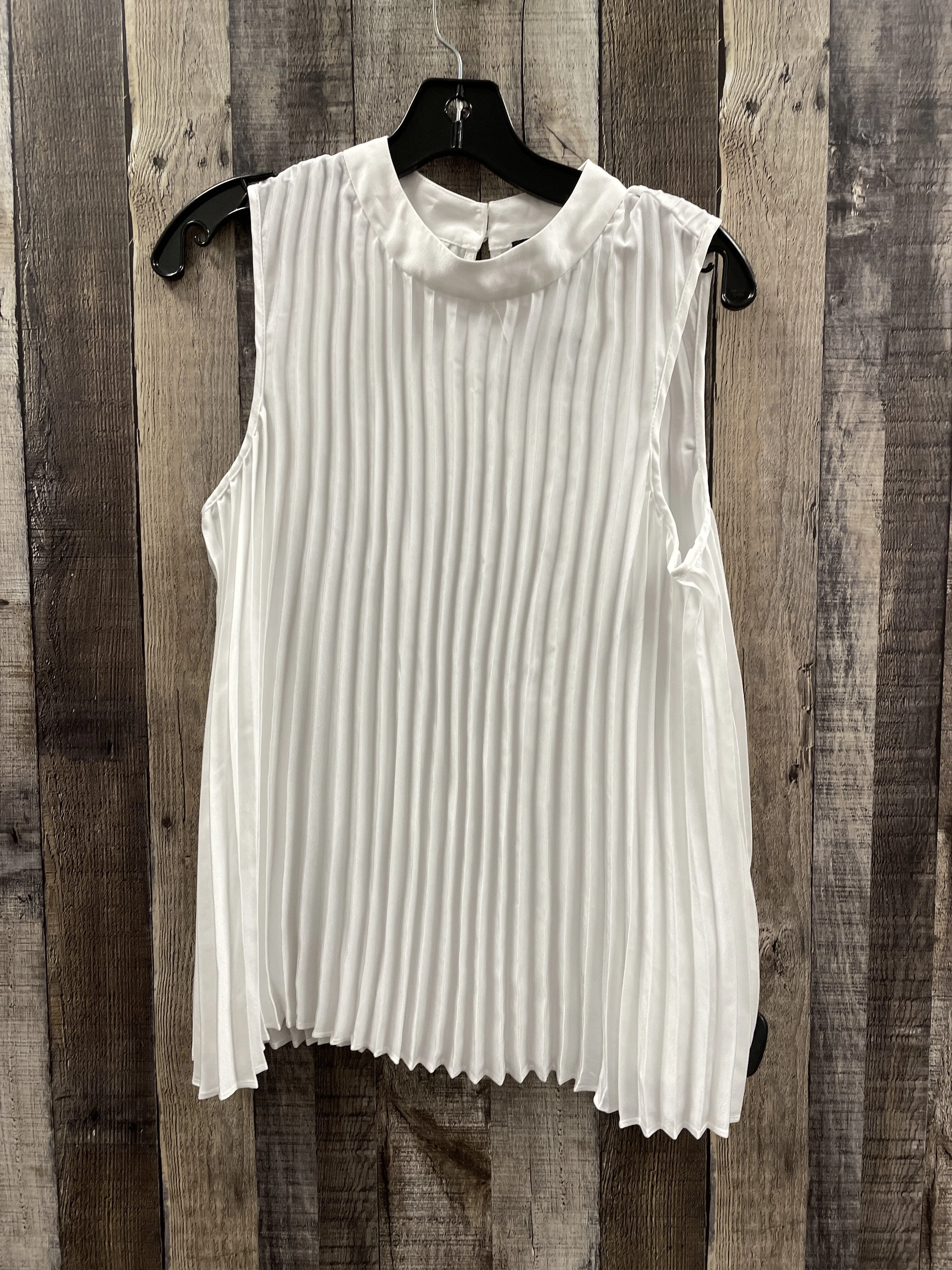 Top Sleeveless By Dkny  Size: M